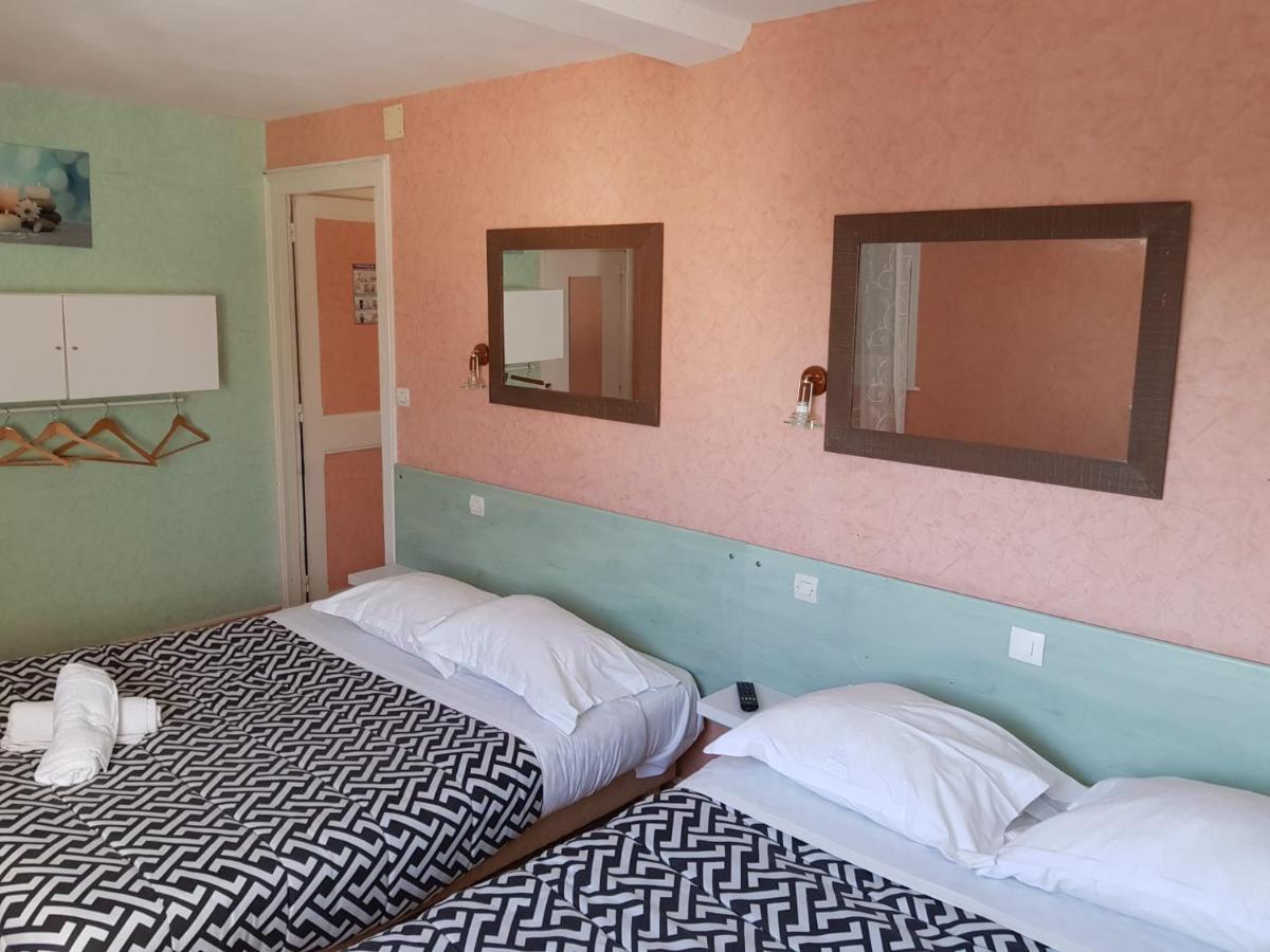 Hotellerie Normande Dozulé Kültér fotó